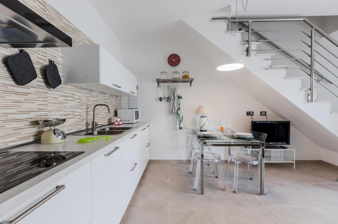 Pula Comfy Apartment W/ Private Parking Extérieur photo